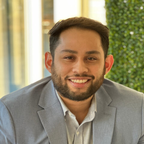 our_team_luis